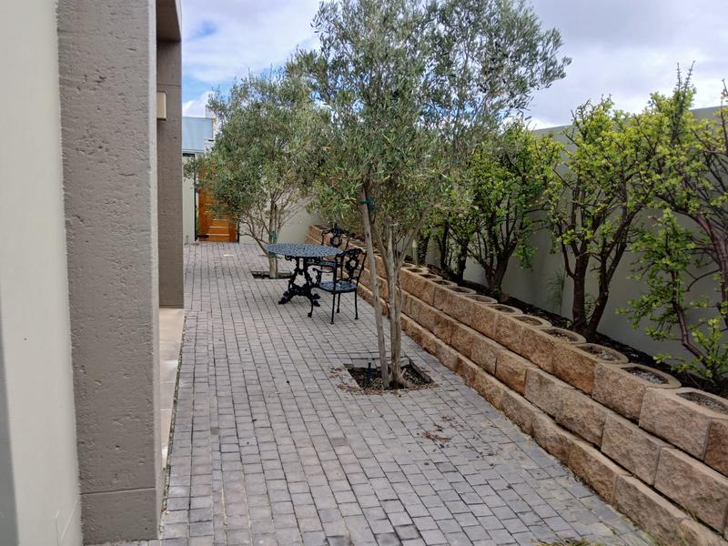 4 Bedroom Property for Sale in Graanendal Western Cape